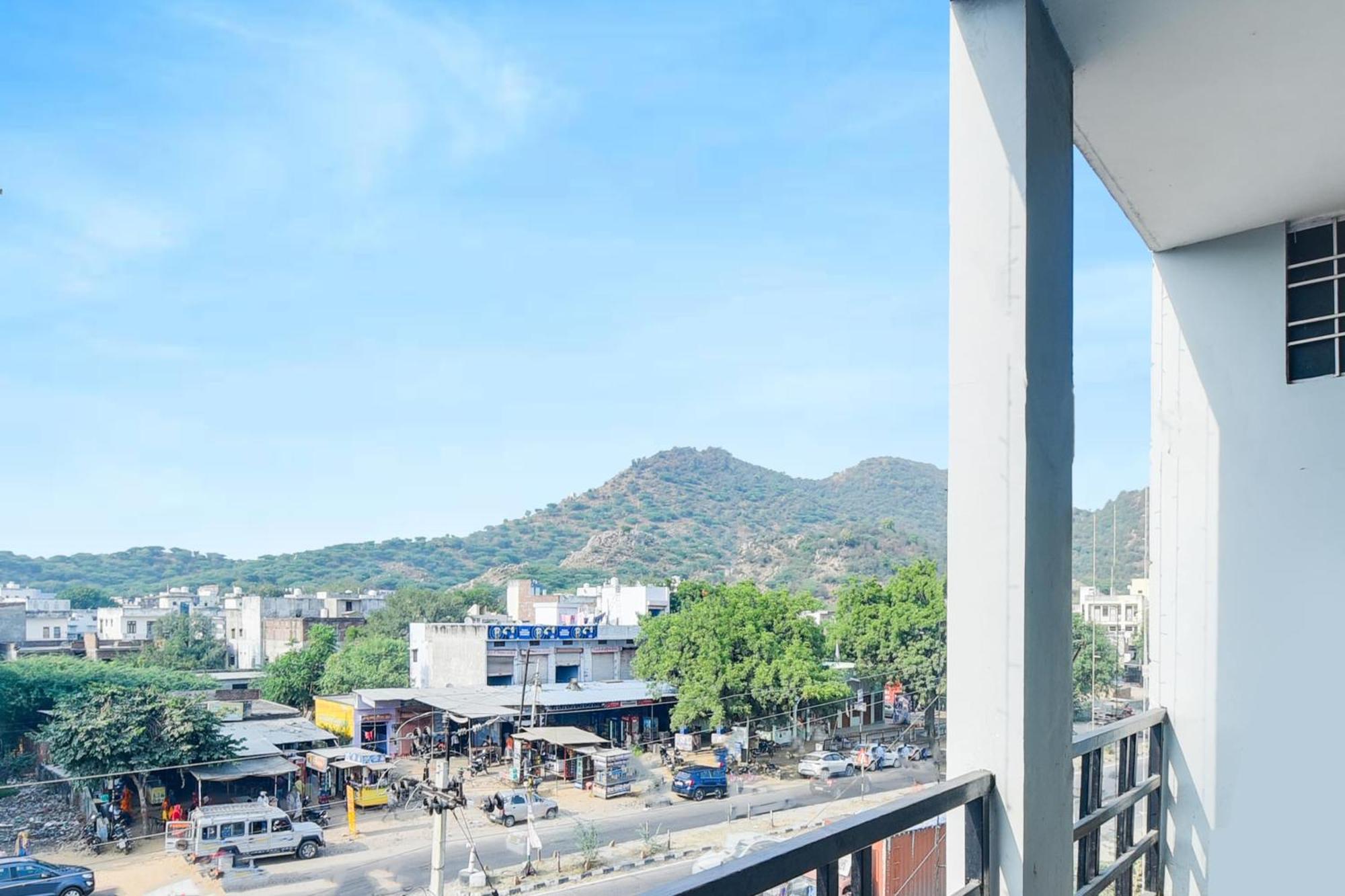 Hotel O Shri Ganesham Jaipur Ngoại thất bức ảnh